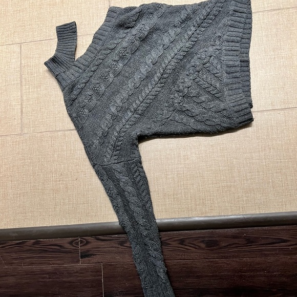 Intermix one sleeve sweater - Picture 5 of 6
